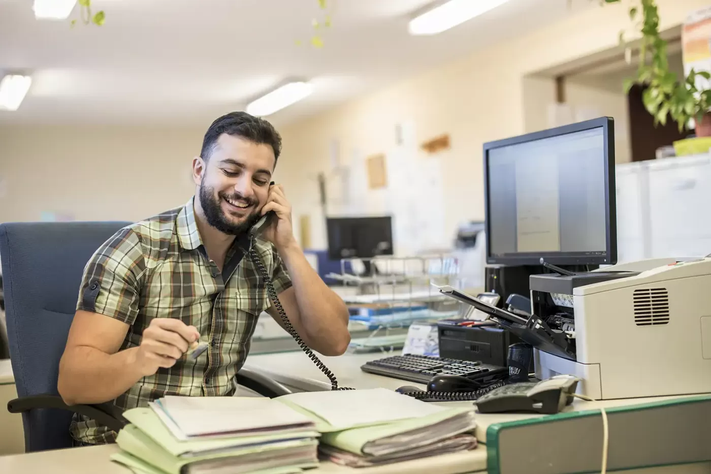 Photo of a clerk talking on the phone